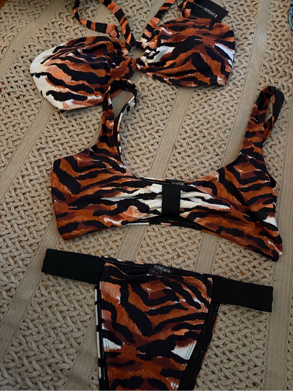 Tiger Print Bikini Set comes with both tops